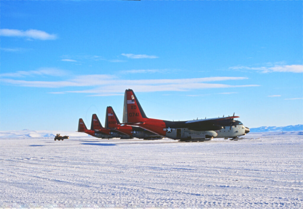 C130 Hercules, Antarctica